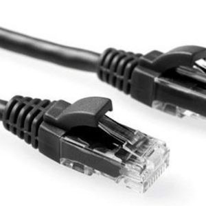 ACT Zwarte 7 meter UTP CAT6 patchkabel met RJ45 connectoren